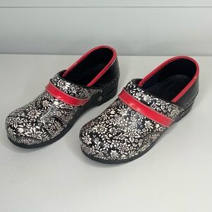 koi by Sanita Danish Clog Womens Size 37